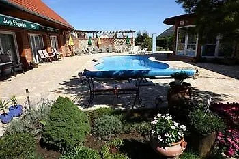 Joó-wellness Pensión 4*